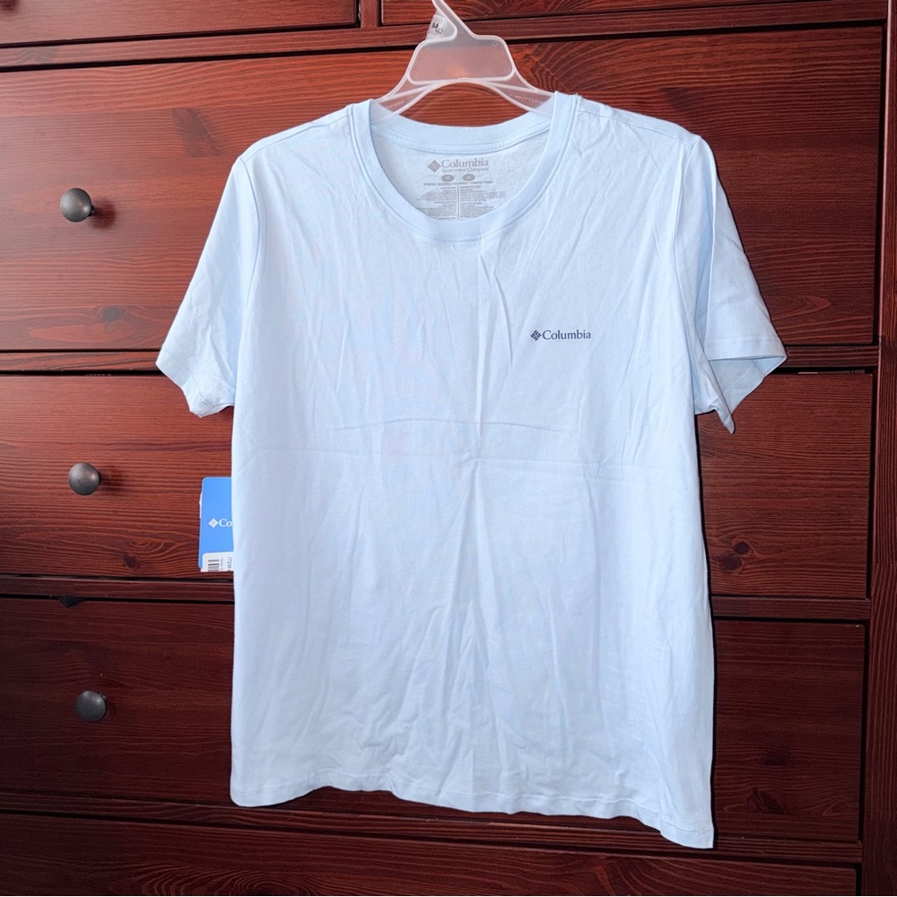 NWT Columbia Women's Light Blue Scenic Mountain T-Shirt - Picture 3 of 7